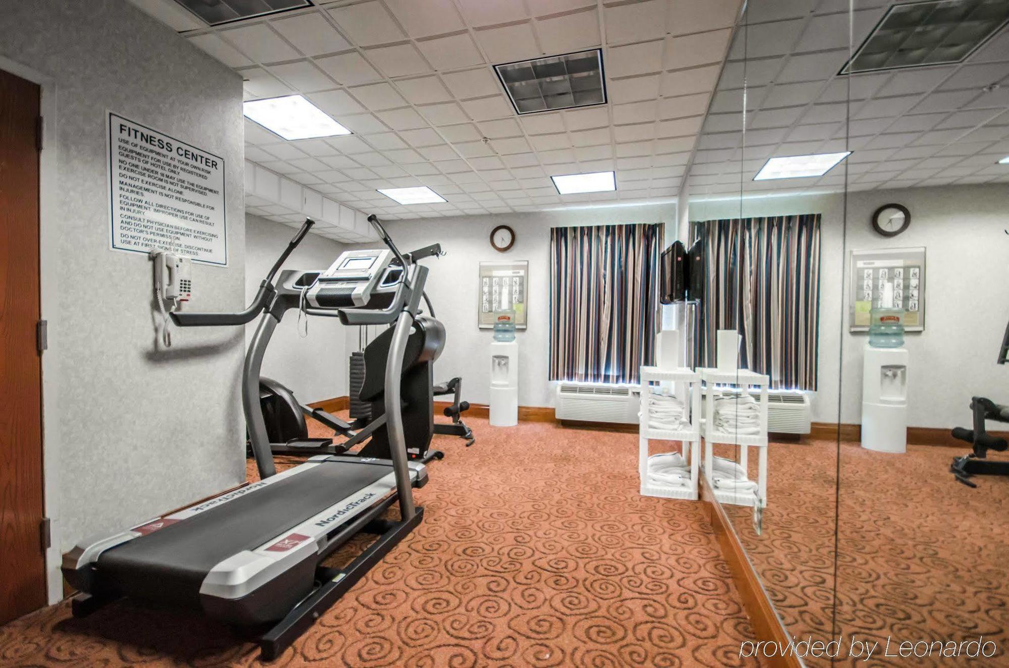 Quality Inn & Suites Sellersburg Exteriér fotografie